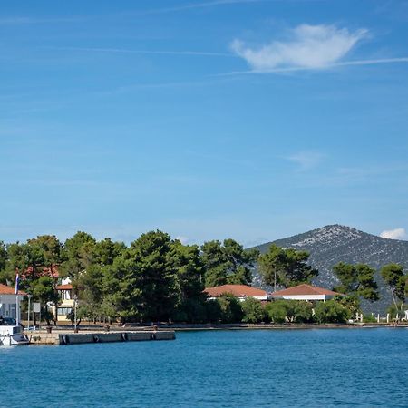 Апартаменты Il Dono Del Mare - Island Iz Вели-Иж Экстерьер фото